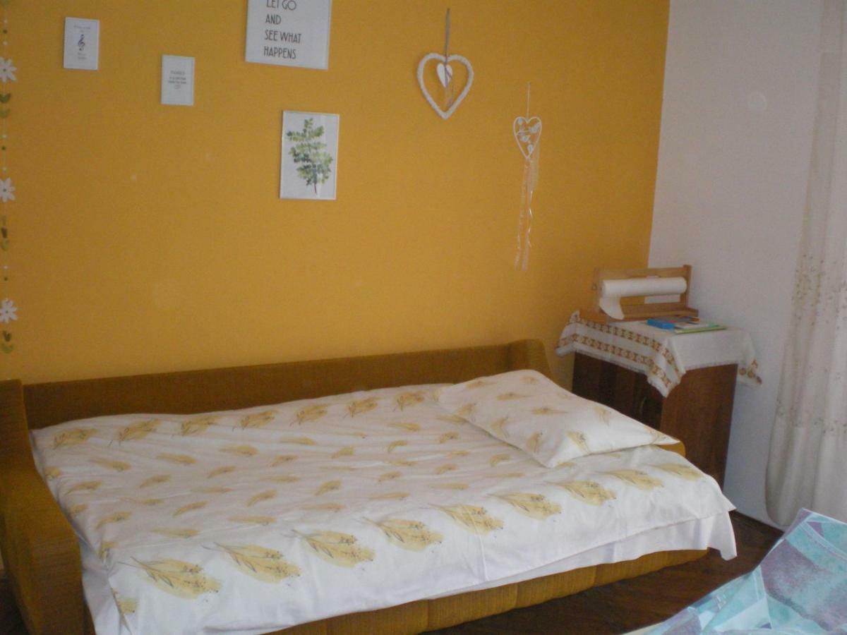 Apartment Nadia *
